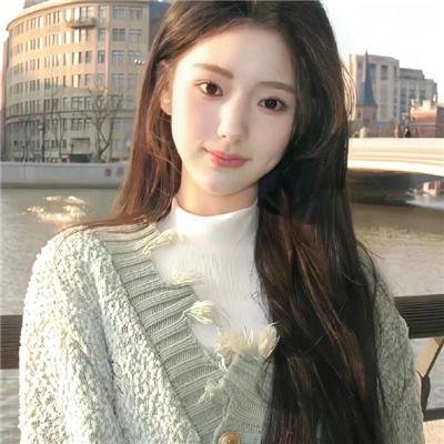 青年乌兰夫